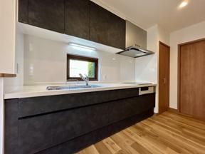 3LDK Corner Lot House in Ebetsu, Hokkaido | 2025 Renovation - Thumbnail 4