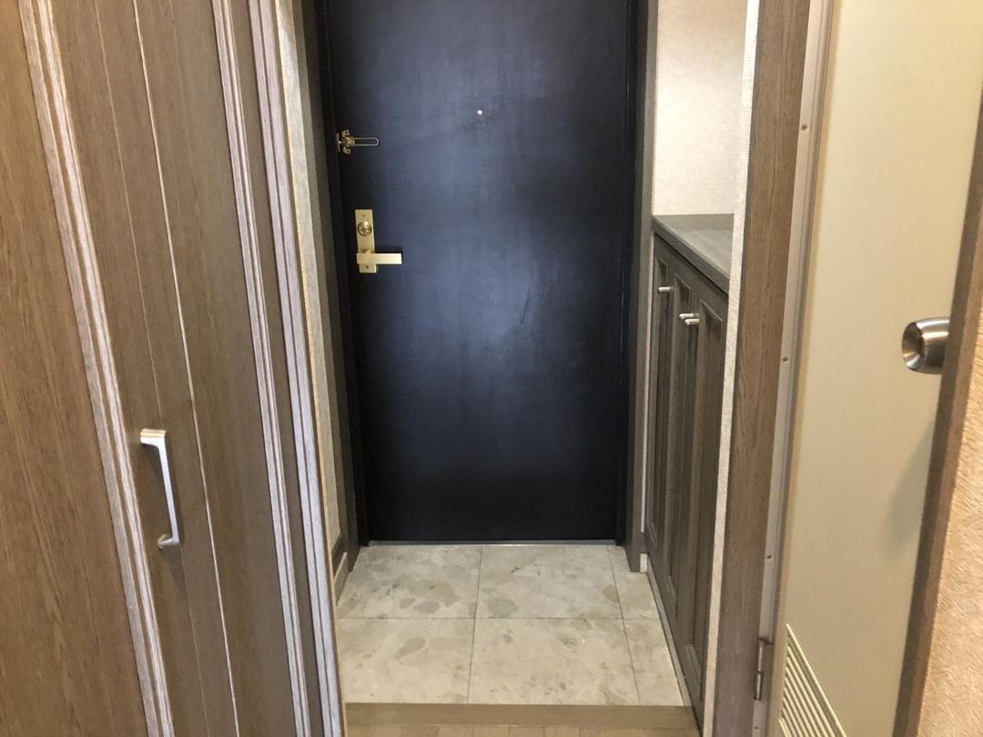 1K Apartment for Sale in Saga City, South-Facing Corner Unit - Thumbnail 2