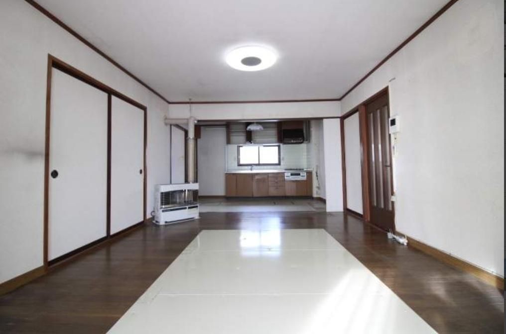 4LDK Detached House for Sale in Minamihoro, Hokkaido - Thumbnail 2