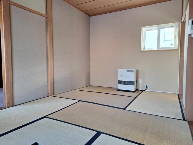 4LDK Wooden House for Sale in Otaru, Hokkaido - Thumbnail 3