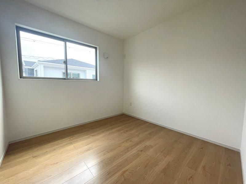 New ZEH Energy-Efficient 4LDK House in Hirakata, Osaka - Thumbnail 2
