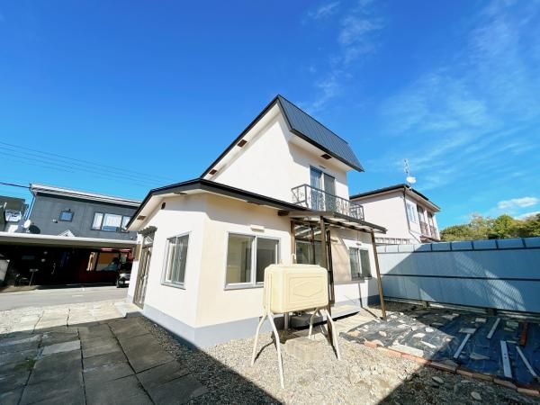 Renovated 4LDK House for Sale in Obihiro, Hokkaido - Thumbnail 2