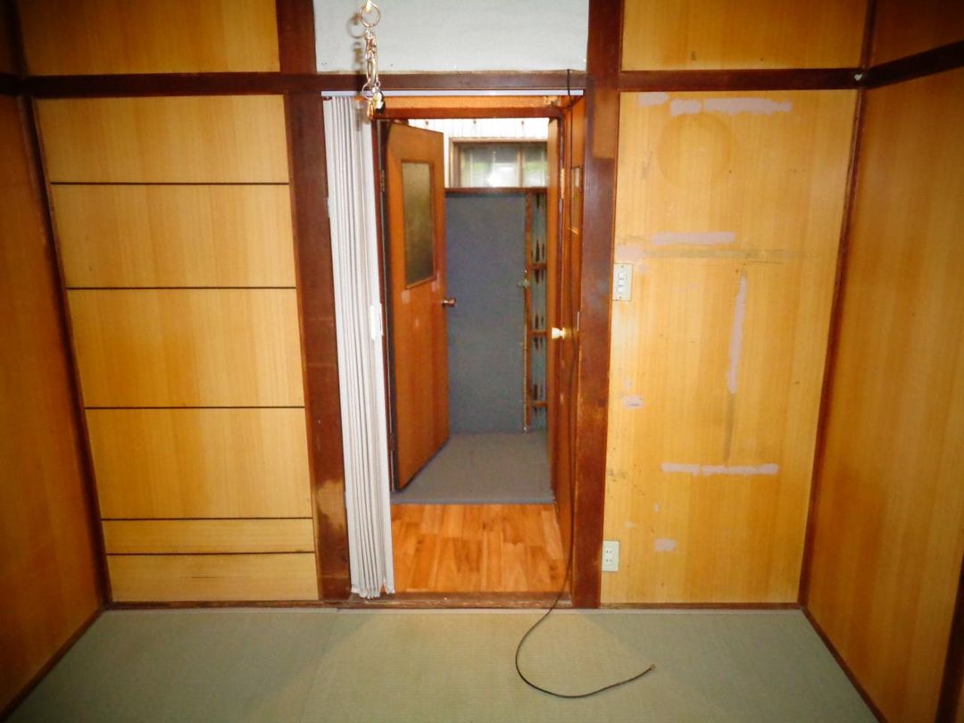 3K Terrace House for Rent in Higashiosaka, Osaka - 40,000 Yen - Thumbnail 3