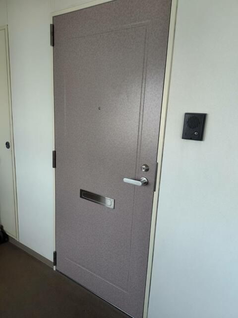 Studio Apartment for Rent near Shishibashi Station, Sakai - Thumbnail 2