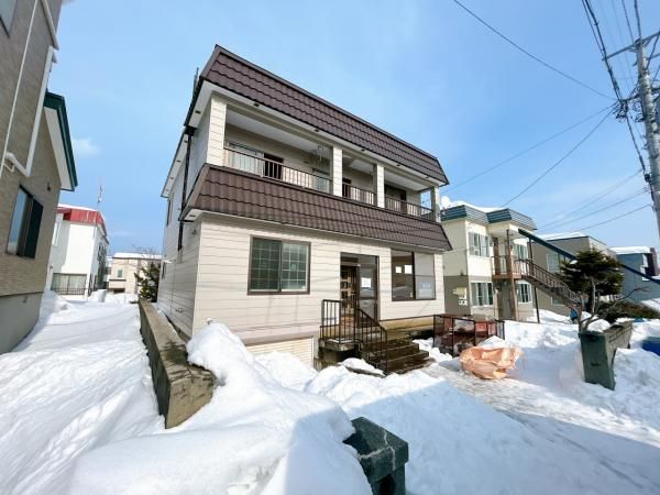 Renovated 4SLDK Detached House for Sale in Otaru, Hokkaido - Thumbnail 2
