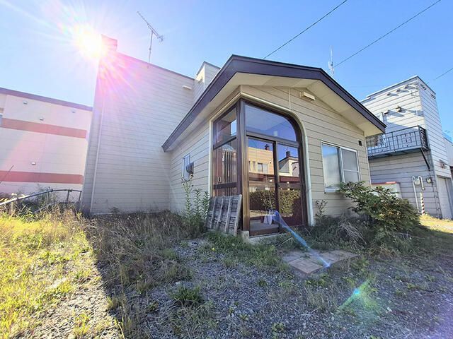 4LDK Detached House for Sale in Asahikawa, Hokkaido - Thumbnail 2