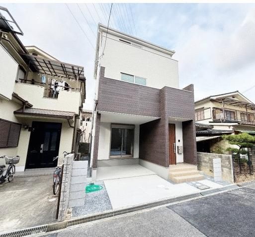 New 4LDK House for Sale in Takatsuki, Osaka - ZEH Energy Saving - Thumbnail 4