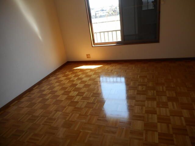 1K Apartment for Rent in Miyashiro, Saitama - 20,000 Yen - Thumbnail 4