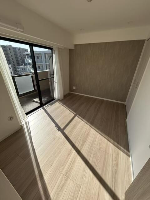 Renovated 3LDK Apartment with Skytree View in Arakawa, Tokyo - Thumbnail 4