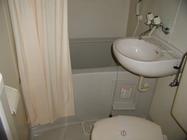 1K Apartment for Rent in Toyohashi, Aichi - No Key Money - Thumbnail 4