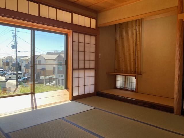 Renovated 5LDK House for Sale in Komaki, Aichi with Large Garden - Thumbnail 4