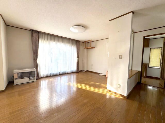 4LDK Wooden House for Sale in Quiet Otaru, Hokkaido - Thumbnail 3