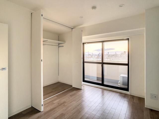 Designer 3LDK Condo in Sugamo, Tokyo - 1984 Build, 2019 Renovation - Thumbnail 4