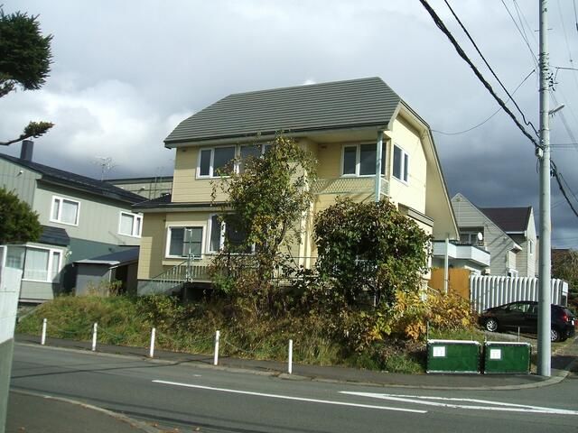 5LDK Detached House for Sale in Sapporo's Kiyota Ward - Thumbnail 3