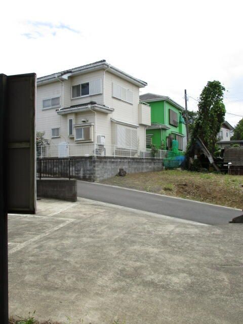 Affordable 1R Apartment for Rent in Moroyama, Saitama - Thumbnail 2