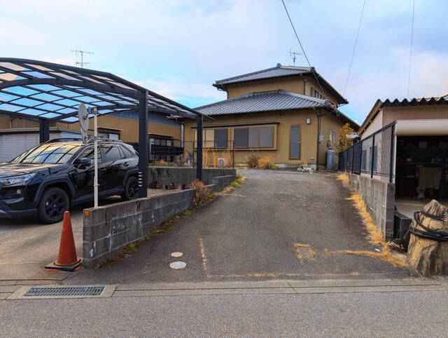 7DK Detached House for Sale in Okazaki, Aichi - 185.91 sqm - Thumbnail 2