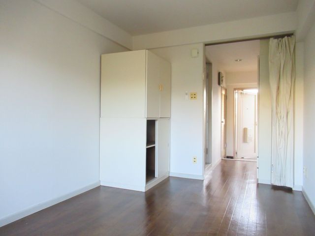 Investor Condo in Ube: 16.23% Yield, Tenanted 1R Apartment for Sale - Thumbnail 3