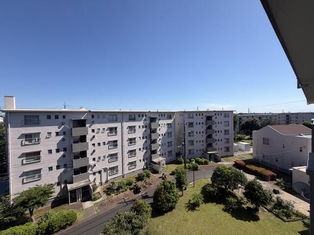 3DK Apartment for Sale in Matsudo, Chiba - 48.85 sqm - Thumbnail 2