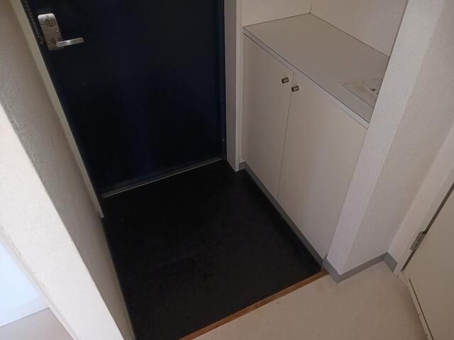 1K Apartment for Sale in Morioka, 5 min to Kami-Morioka Station - Thumbnail 2