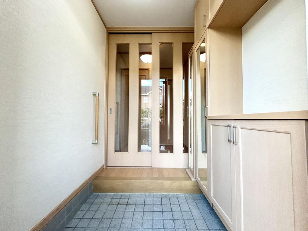 3LDK Detached House for Sale in Sapporo's Ainosato - Thumbnail 3