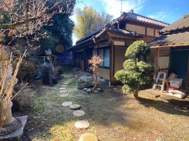 4DK House on 3,097 sqm Land in Itako, Ibaraki - Thumbnail 2