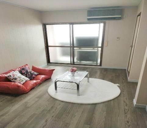 Renovated Studio Apartment for Rent in Suita, Osaka - No Deposit - Thumbnail 2