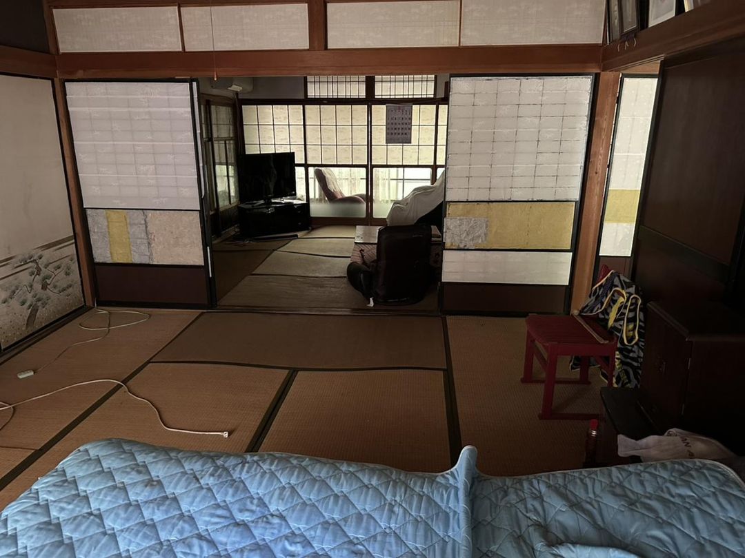 Spacious 4DK Pre-Owned House in Fukuchiyama, Kyoto on Large Lot - Thumbnail 3