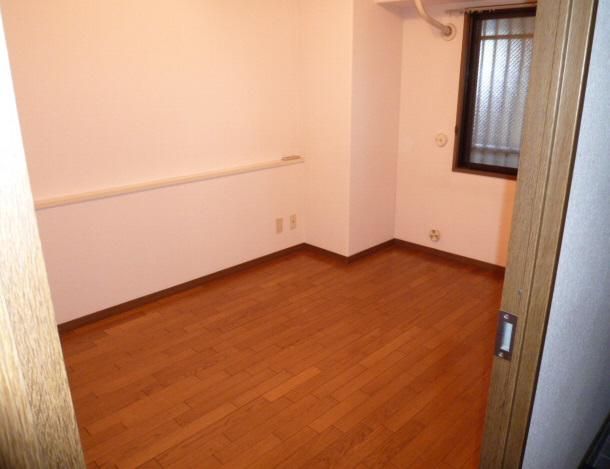 3LDK Investment Apartment for Sale in Izumiotsu, Osaka - Thumbnail 3