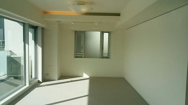 2LDK Apartment for Sale in Shibuya's Hiroo, Tokyo - Thumbnail 4