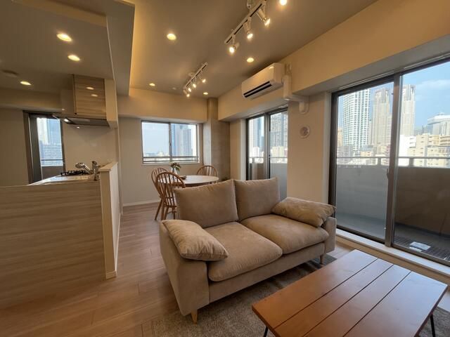 Renovated 1LDK Apartment for Sale in Shibuya, Tokyo - Thumbnail 3