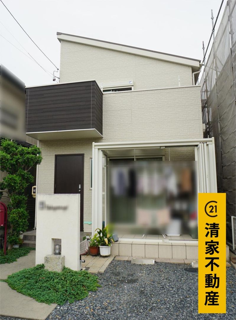 5LDK Custom Home with Solar Power in Nagoya's Kita Ward - Image 1