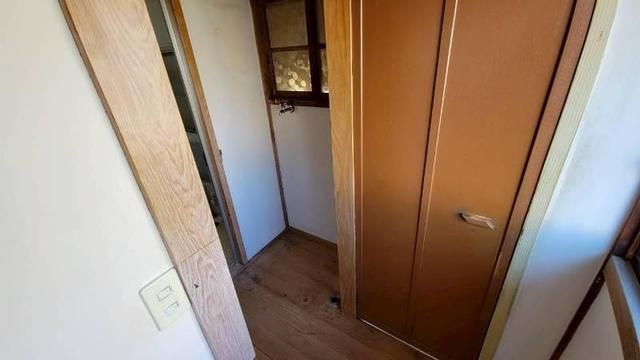 1965 Wooden House for Sale in Higashiizu, Shizuoka - Thumbnail 2