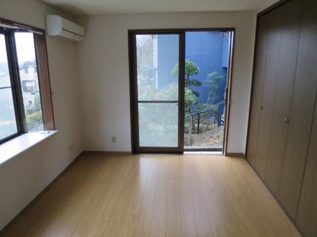4LDK House for Sale in Atsugi, Kanagawa with Garage - Thumbnail 3