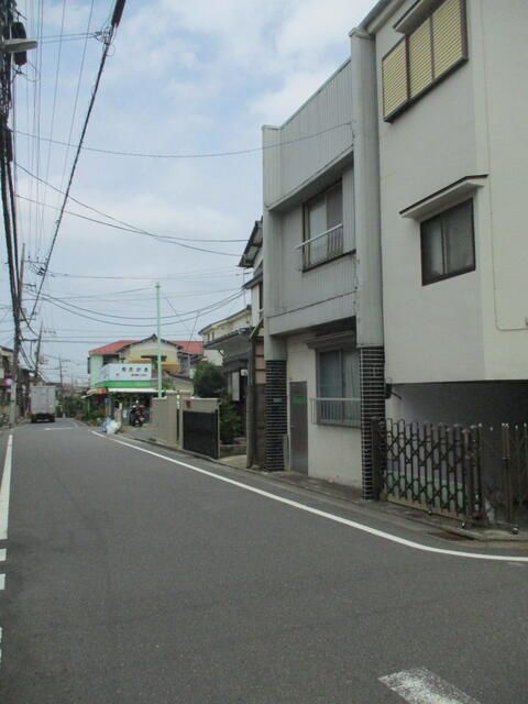 Land for Sale in Nerima, Tokyo - 42.42 sqm Residential Plot - Thumbnail 2