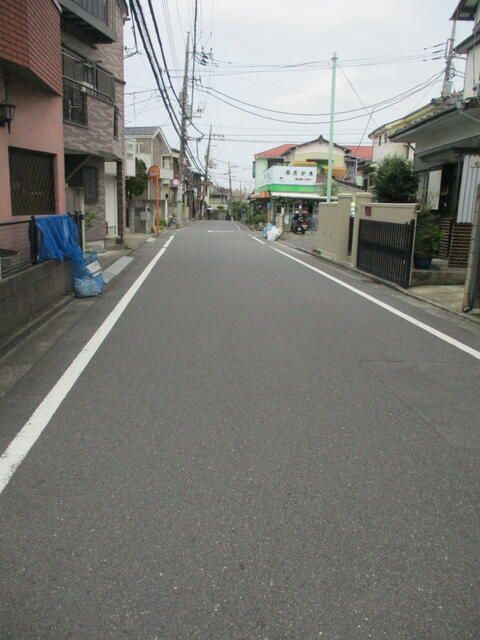 Land for Sale in Nerima, Tokyo - 42.42 sqm Residential Plot - Thumbnail 3