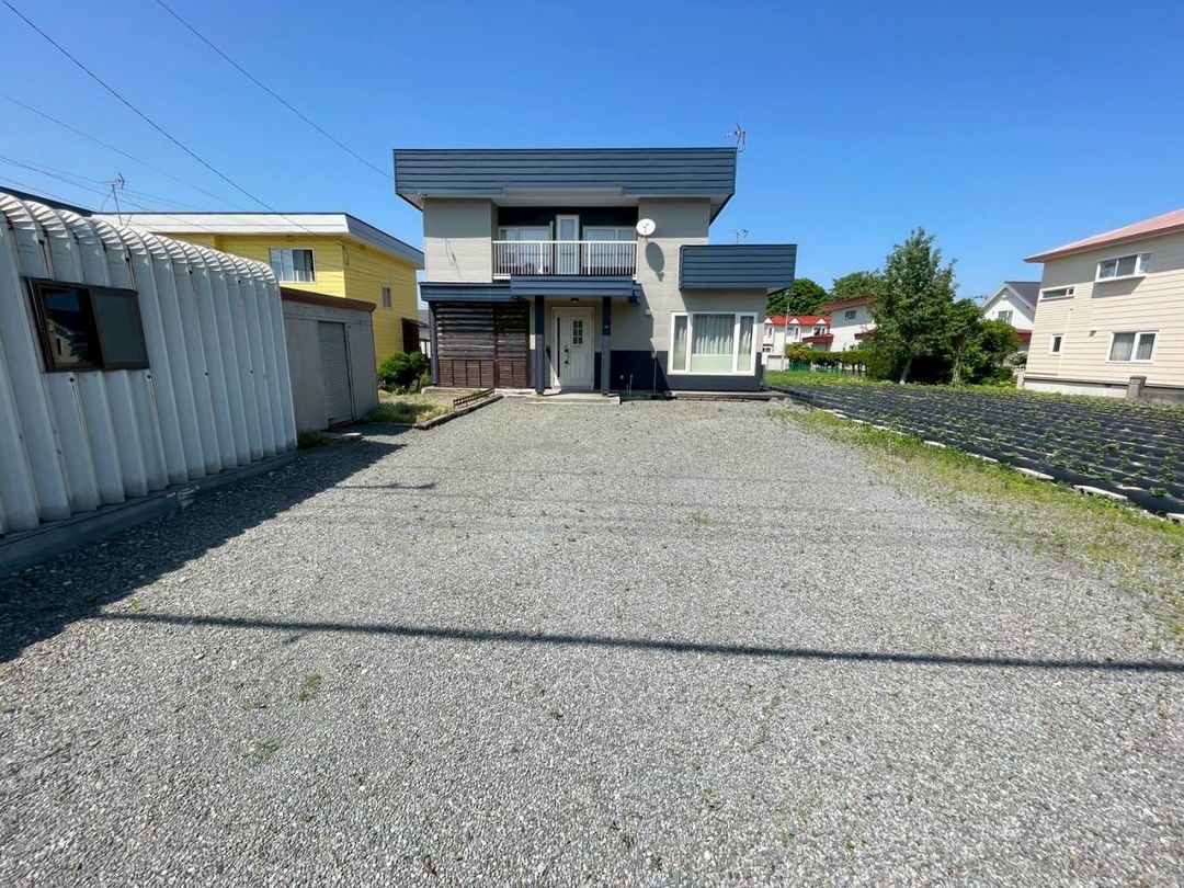 100-Tsubo Land 3LDK House in Chitose, Hokkaido - 2020 Renovation - Thumbnail 3