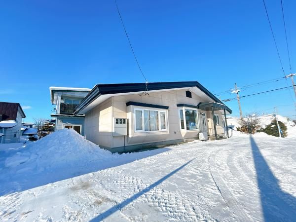 3LDK Single-Story House for Sale in Quiet Asahikawa, Hokkaido - Thumbnail 2
