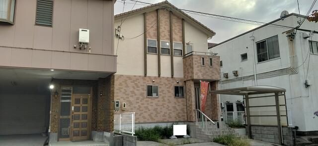 Renovated 3LDK Detached House for Sale in Nagoya's Nakamura Ward - Thumbnail 2