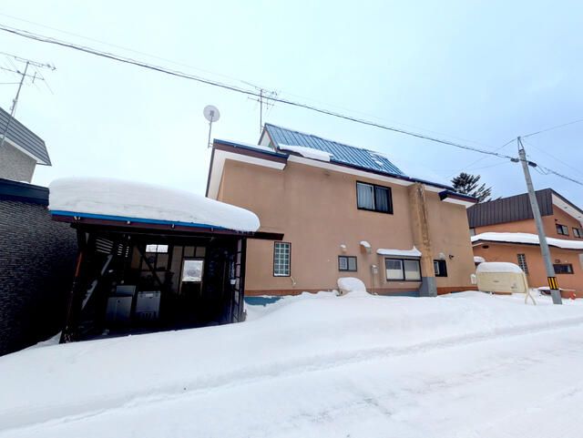 4LDK House with Panoramic Views on 300sqm Land in Otaru - Thumbnail 2