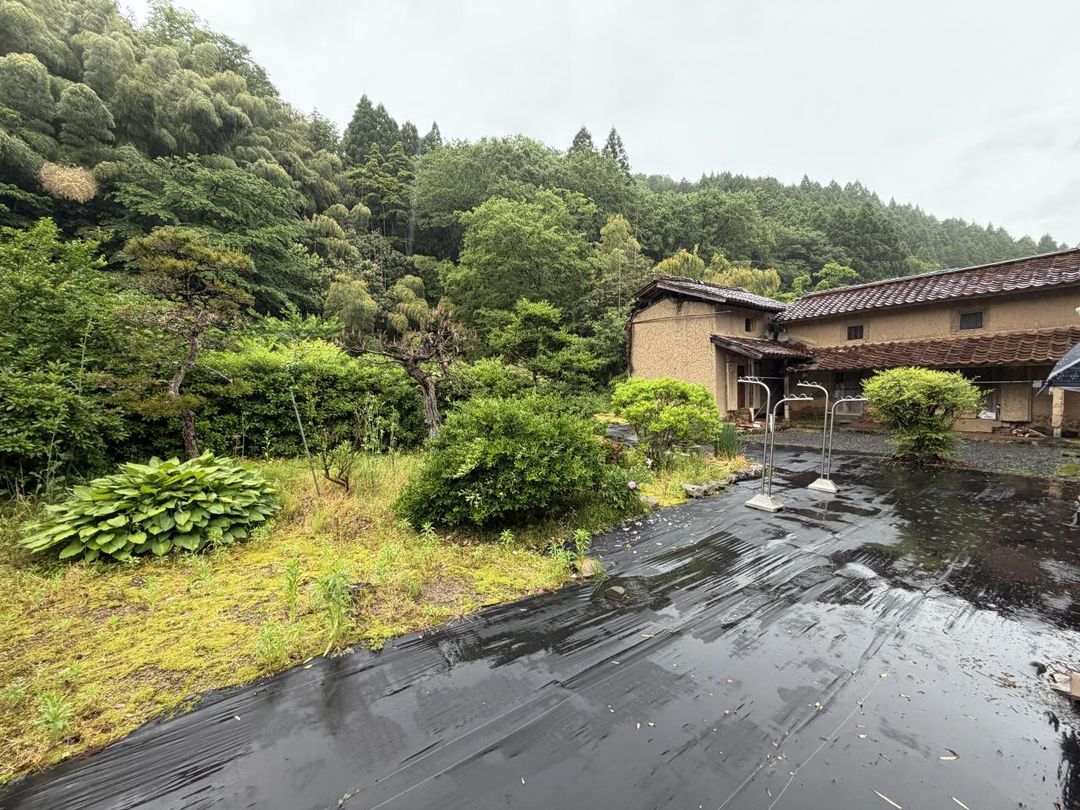 7DK House for Sale in Yazu Town, Tottori with Large Garden - Thumbnail 2