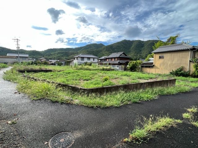 107.9 Tsubo Residential Land for Sale in Higashikagawa, Kagawa - Thumbnail 3