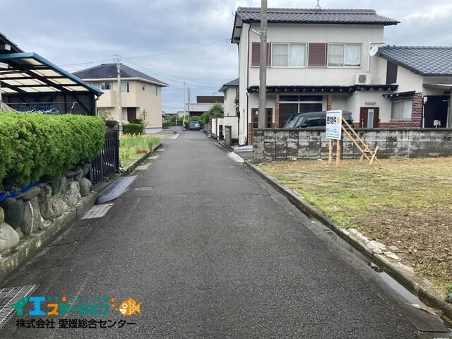 Residential Land for Sale in Niihama, Ehime - 192.7 sqm - Thumbnail 2