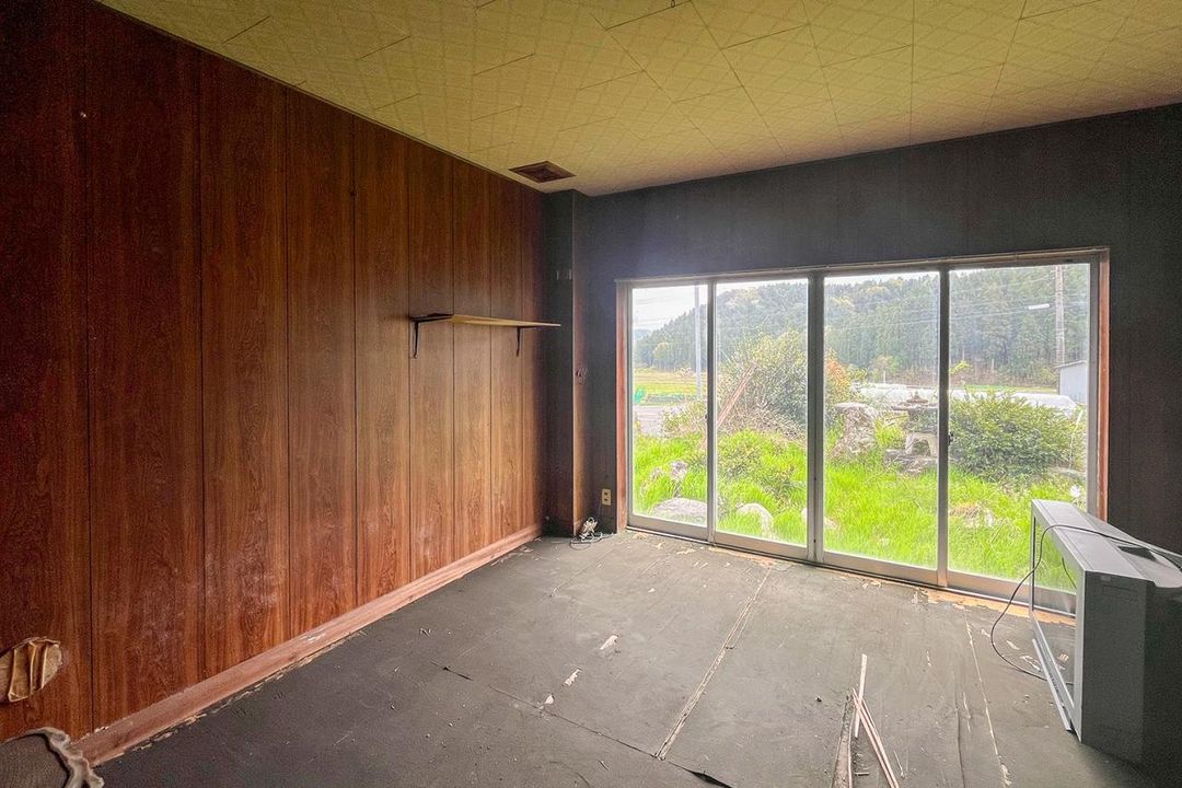 5DK Used Detached House in Echizen City, Fukui - 131 sqm - Thumbnail 2