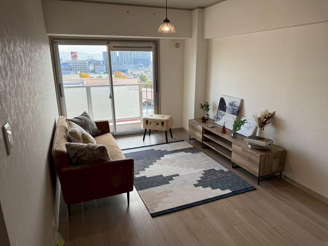 Renovated 2LDK Apartment for Sale in Suita, Osaka - Thumbnail 3