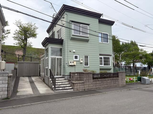 6LDK House for Sale in Nishioka, Sapporo - 1990万円 - Thumbnail 2