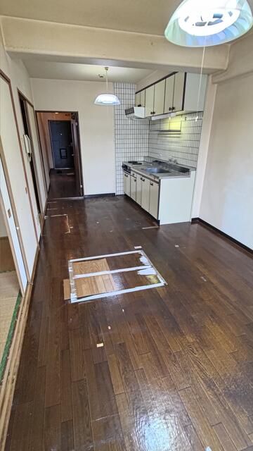 3LDK Apartment for Sale in Gifu City, Gifu Prefecture - Thumbnail 4