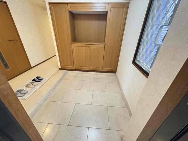 Spacious 4SLDK Two-Generation Apartment in Minoh, Osaka - Thumbnail 2