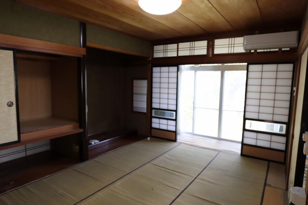 Charming Wooden House in Matsue, Shimane - Thumbnail 2