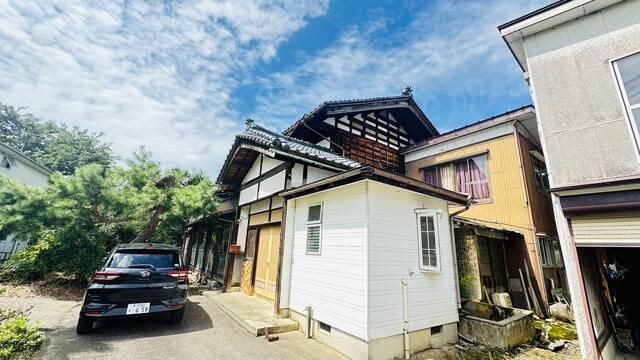 Affordable 5DK House in Mitsuke, Niigata - Image 1