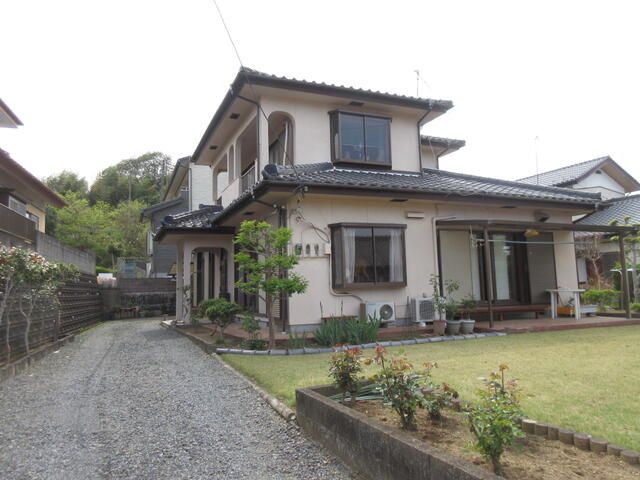 5DK Used House for Sale in Kasama City, Ibaraki with Garden - Thumbnail 2